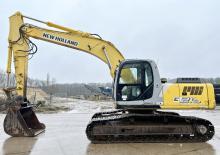 Raupenbagger New Holland E215LC-ME