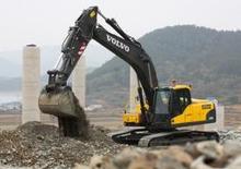 Raupenbagger Volvo EC240CLR