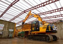 Raupenbagger JCB JS180 LC