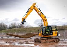Raupenbagger JCB JS180LC