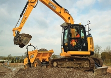 Raupenbagger JCB JZ 140 L HD