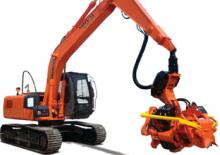 Raupenbagger Yuchai YC130