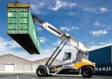 Reach Stacker Liebherr LRS 545 Litronic