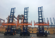 Reach Stacker Sany SDCY90K7H2B