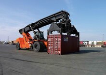 Reach Stacker Toyota THD9900-R77