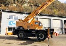 RT-Krane Kato KR 250 4x4