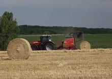 Rundballenpressen Kuhn VB 2295