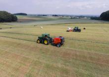 Rundballenpressen Kuhn VB 3155