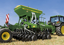 Sämaschinen John Deere 750A