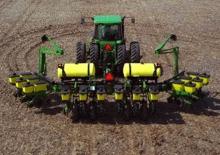 Sämaschinen John Deere 1765NT