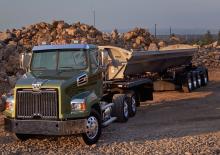 Sattelzugmaschinen/SZM Western Star 4700 SB 40