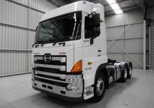 Sattelzugmaschinen/SZM Hino 700 SS 2848 HIGH ROOF 6x4