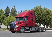 Sattelzugmaschinen/SZM Freightliner Cascadia 113 Day Cab Cummins X15