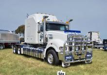 Sattelzugmaschinen/SZM Mack TITAN Day Cab MP10 8x4