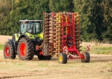 Scheiben- u. Zinkeneggen Väderstad Carrier XL 525