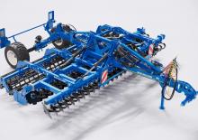 Scheiben- u. Zinkeneggen New Holland SDM 700T 
