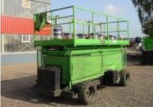 Scherenbühnen auf Rädern Iteco PD 120