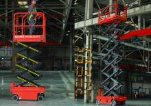 Scherenbühnen auf Rädern Noblelift SC16E/H