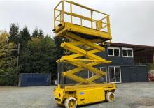 Scherenbühnen auf Rädern Liftlux SL 83-18