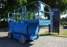 Scherenbühnen auf Rädern JLG 3369 e