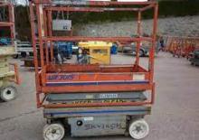 Scherenbühnen auf Rädern Skyjack SJM 3015