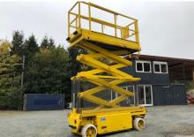 Scherenbühnen auf Rädern Liftlux SL 83-10