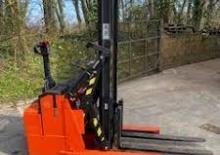 Schubstapler Elektro BT LSR 1200