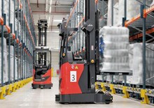 Schubstapler Elektro Linde R16HD MATIC config. 3 