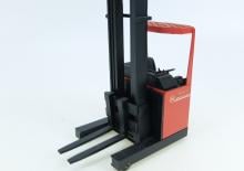 Schubstapler Elektro BT RT 1350 SE
