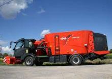Selbstfahrende Futtermischwagen Kuhn SPW Intense 27.2 CL