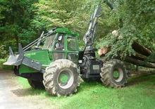 Spezialrückeschlepper NFB NF 210-4 R