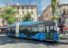 Stadt­busse Iveco E-way 18 m
