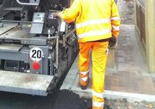Straßenfertiger auf Rädern Dynapac F 1700 W