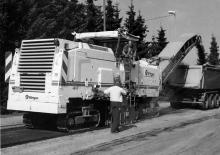 Straßenfräsen Wirtgen 2100 DC