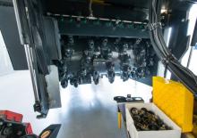 Straßenfertiger auf Ketten Bomag BM 1200/30