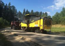 Straßenfräsen Bomag BM 2000/75