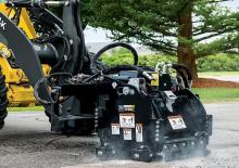 Straßenfräsen John Deere Construction CP30E