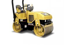 Tandem-Vibrowalzen Caterpillar CB 214 E