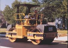 Tandem-Vibrowalzen Caterpillar CB-434C