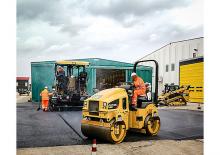 Tandem-Vibrowalzen Caterpillar CB2.5