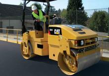 Tandem-Vibrowalzen Caterpillar CB34