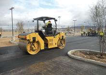 Tandem-Vibrowalzen Caterpillar CB54B