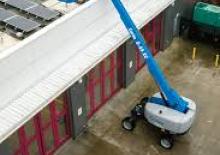 Teleskoparbeitsbühnen auf Raupen Genie S-45 TraX