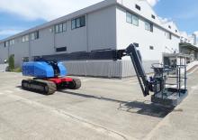 Teleskoparbeitsbühnen auf Raupen Aichi SR21CJM