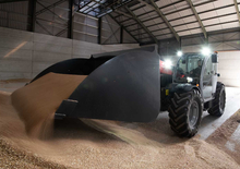 Teleskopen starr Massey Ferguson TH.8043