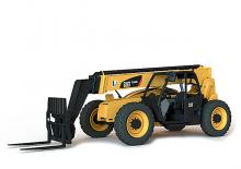 Teleskopen starr Caterpillar TL943D