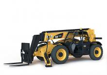 Teleskopen starr Caterpillar TL943D With Stabilizers