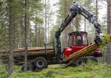 Tragschlepper Komatsu 825TX