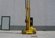 Senkrechtmast-Arbeitsbühnen AIRO VG 700 E