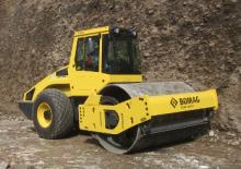 Walzenzüge Bomag BW 211 D-4i